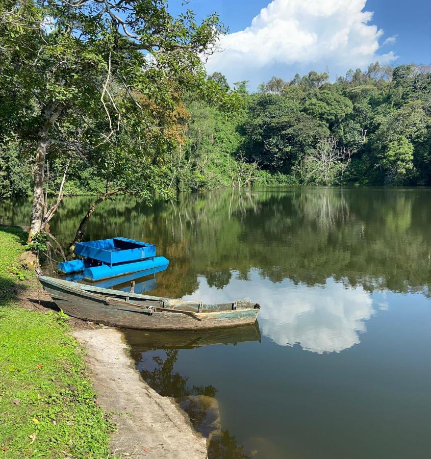 Lake Nkuruba Nature Reserve Hotel Durama Exterior photo